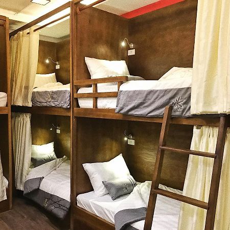 Rustic House Backpacker Hotel Ханой Екстериор снимка