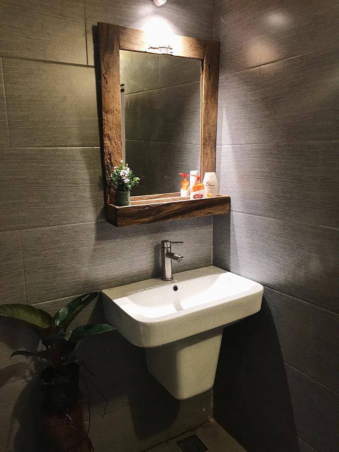 Rustic House Backpacker Hotel Ханой Екстериор снимка